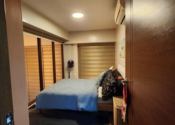 Eastwood Legrand 3 Eastwood City, Quezon *
