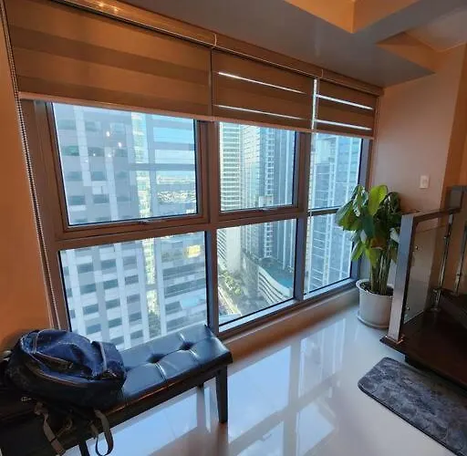 Eastwood Legrand 3 Eastwood City, Quezon * Manila