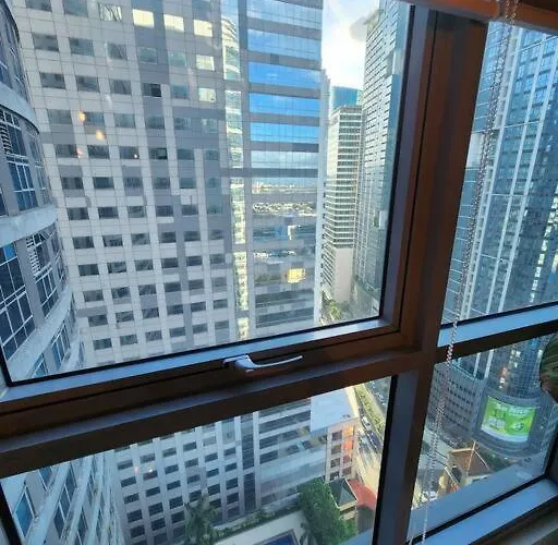 Eastwood Legrand 3 Eastwood City, Quezon * Manila